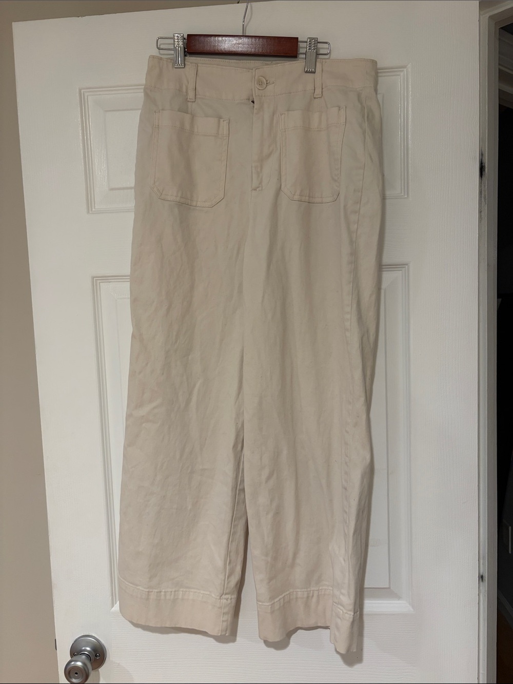Cream Straight-Leg Women’s Pants with Front Patch Pockets